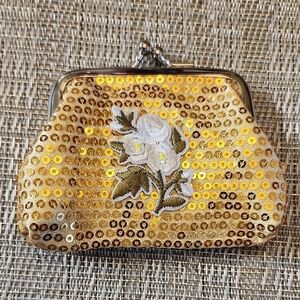 Hand Crafted Gold Kiss Lock Sequin Coin Purse with White Floral Design